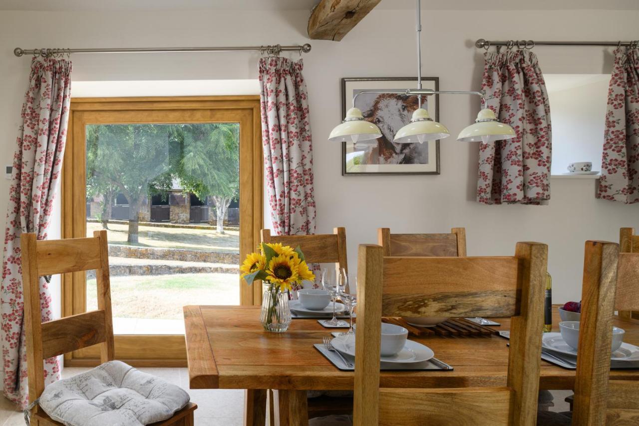 Villa The Barn @ Laurel Farm Shotteswell Esterno foto